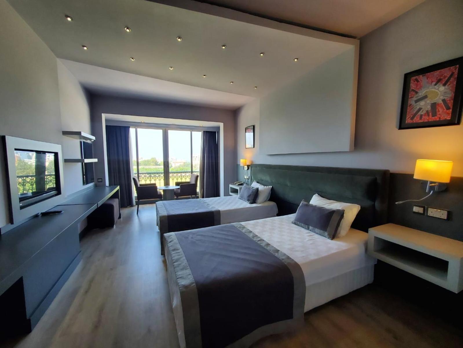 Hotel Pia Bella