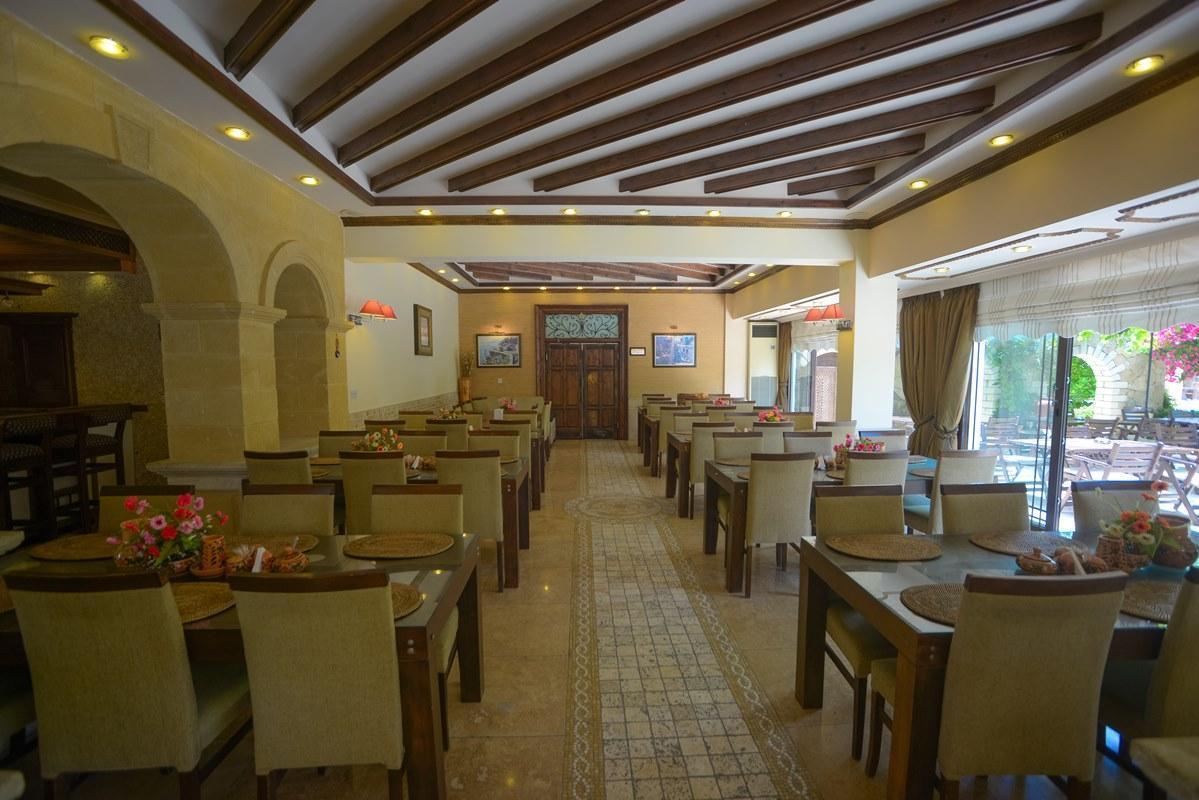 Hotel Pia Bella